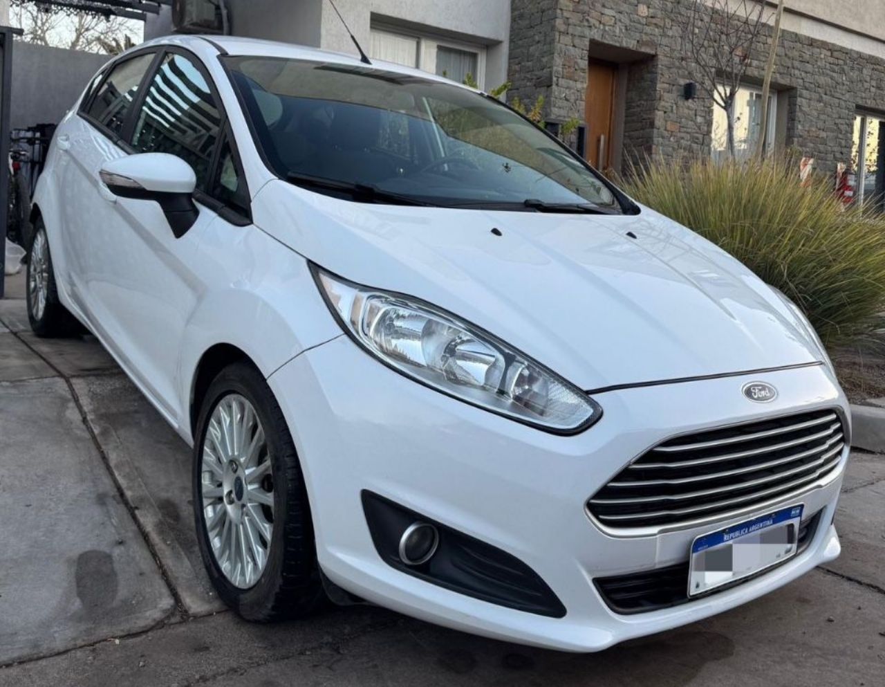 Ford Fiesta KD Usado en Mendoza, deRuedas