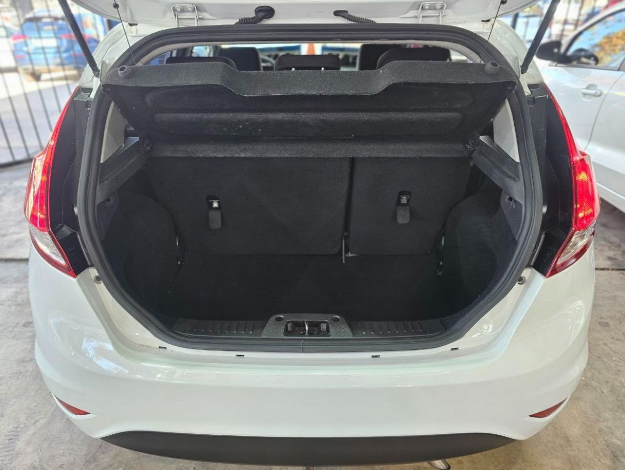 Ford Fiesta KD Usado en Mendoza, deRuedas