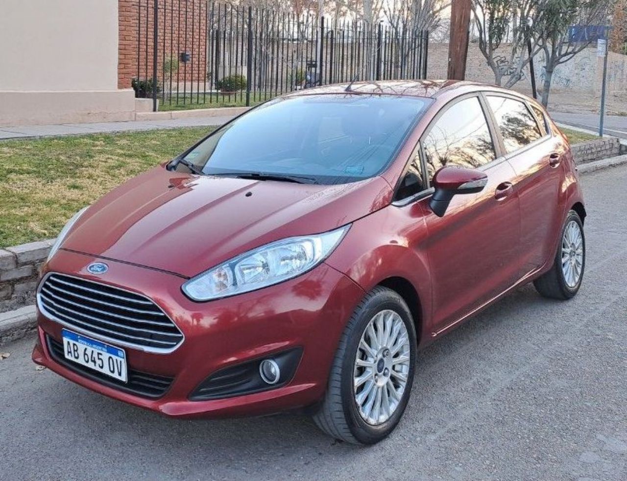 Ford Fiesta KD Usado en Mendoza, deRuedas