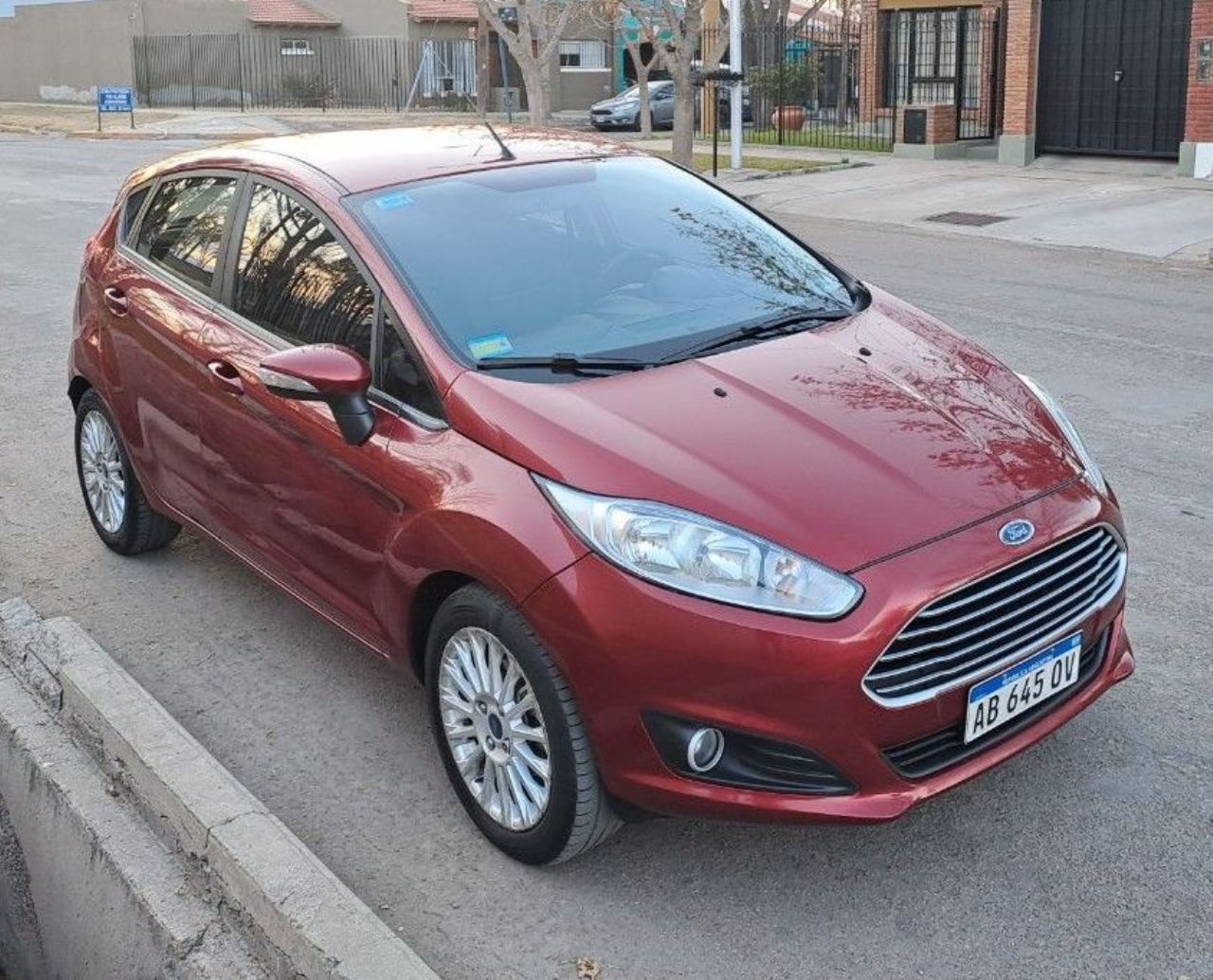 Ford Fiesta KD Usado en Mendoza, deRuedas