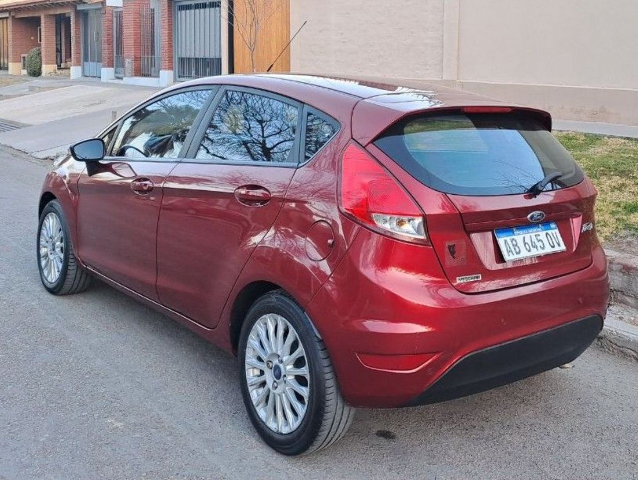Ford Fiesta KD Usado en Mendoza, deRuedas