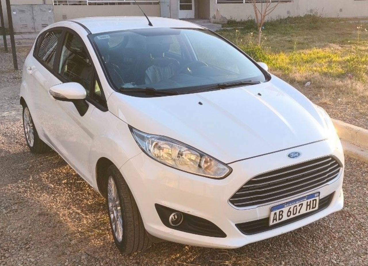 Ford Fiesta KD Usado en Mendoza, deRuedas