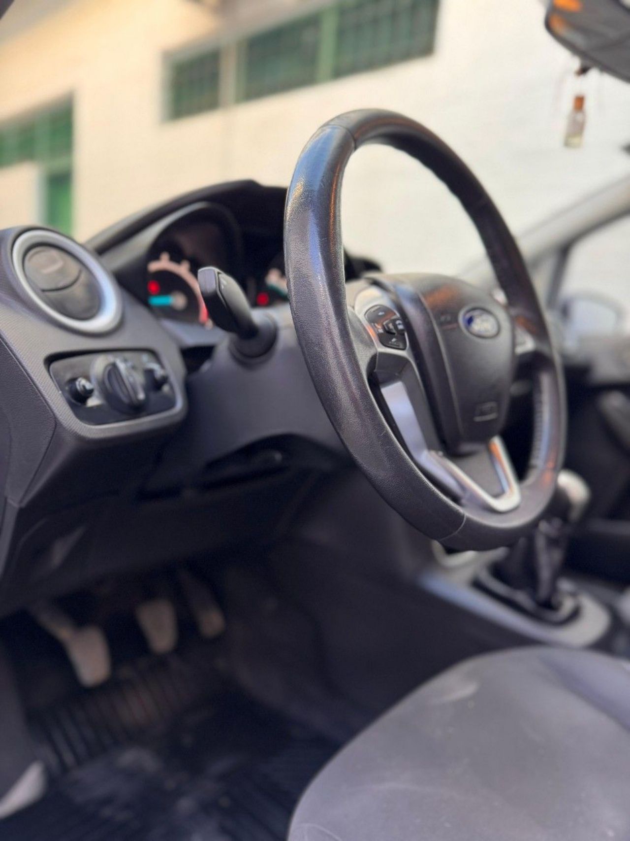 Ford Fiesta KD Usado Financiado en Mendoza, deRuedas