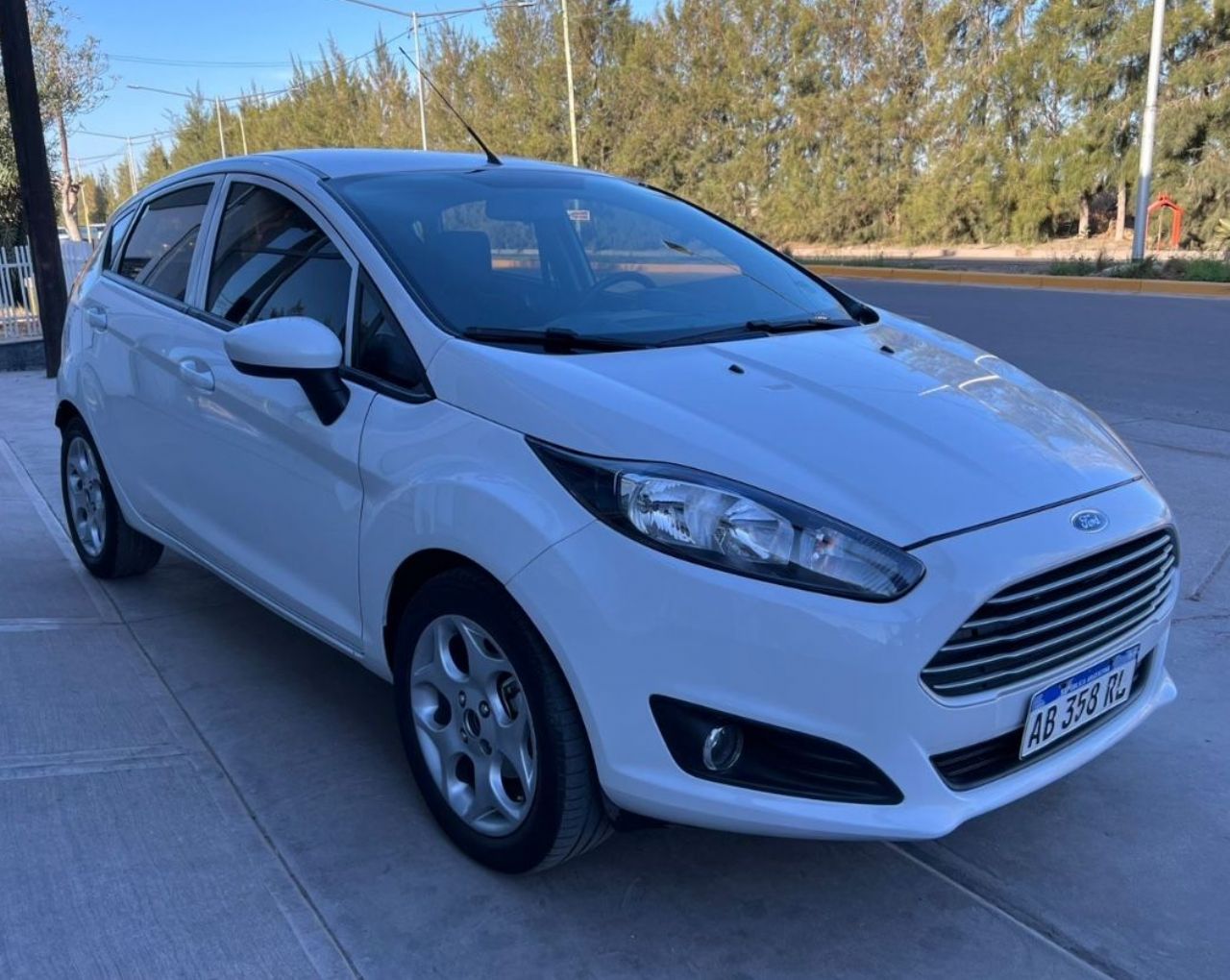 Ford Fiesta KD Usado en Mendoza, deRuedas