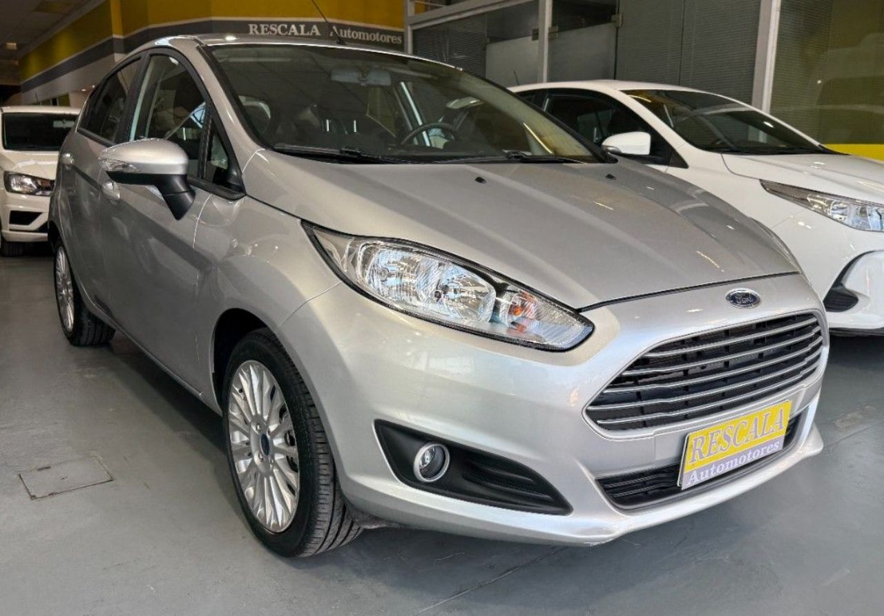 Ford Fiesta KD Usado Financiado en Córdoba, deRuedas