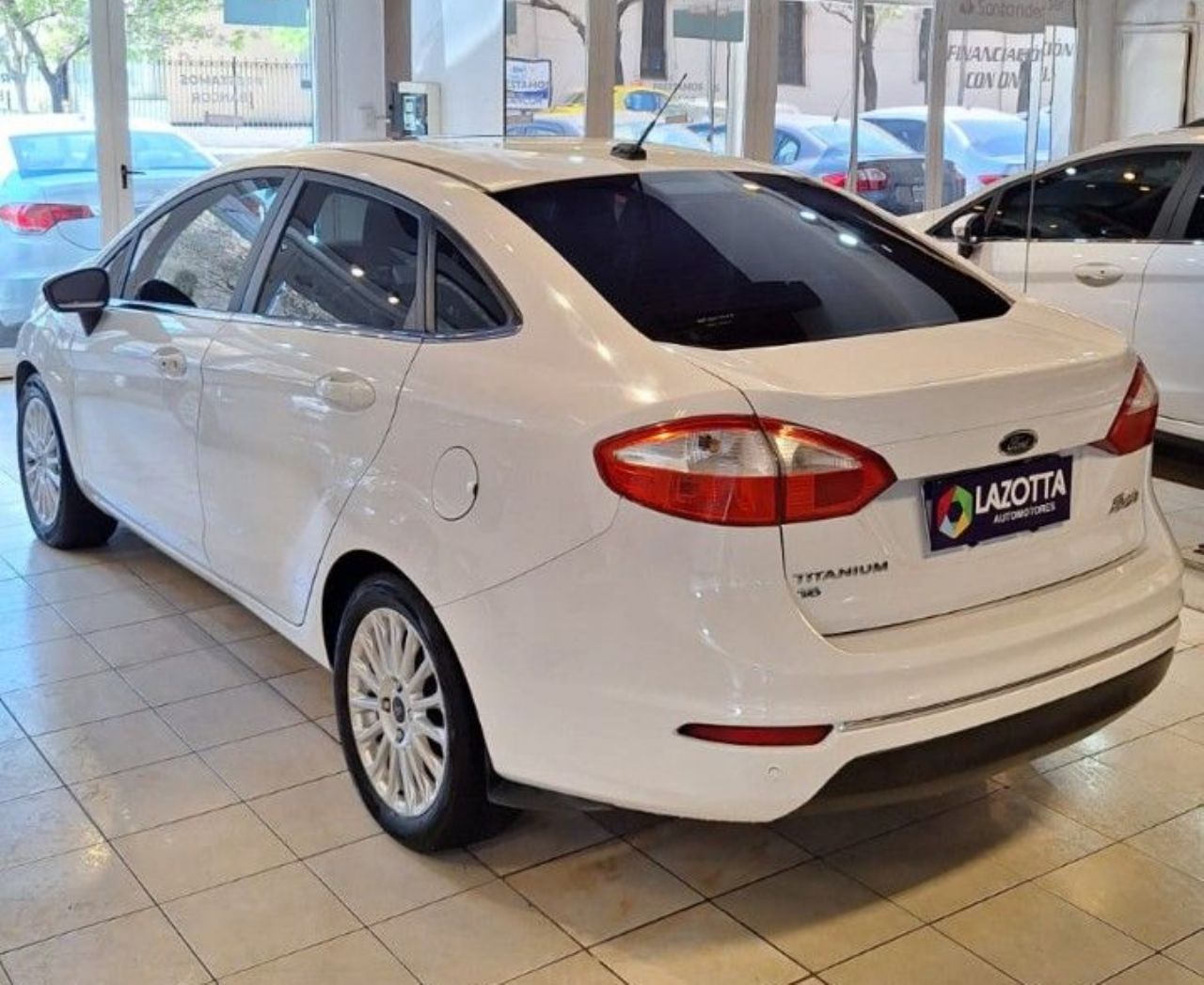 Ford Fiesta KD Usado Financiado en Córdoba, deRuedas