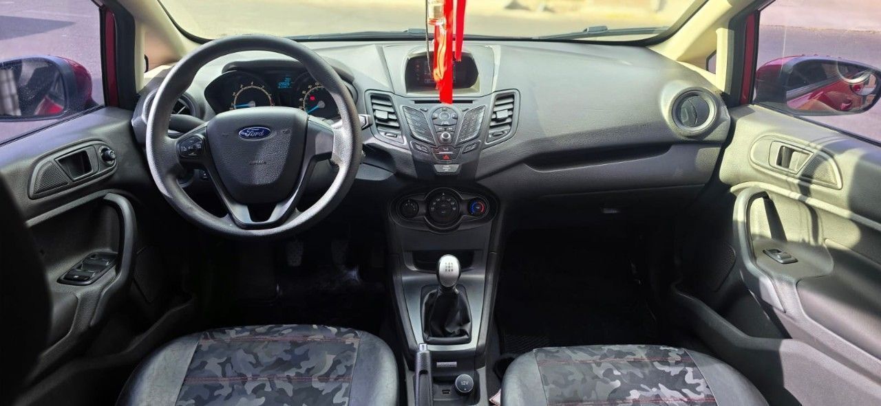 Ford Fiesta KD Usado en Mendoza, deRuedas