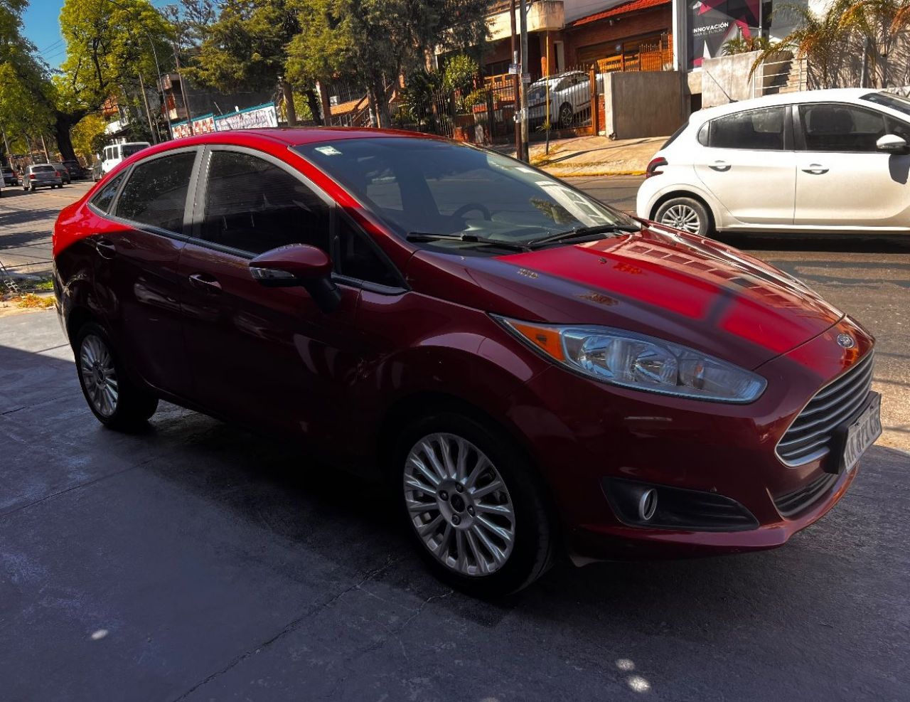 Ford Fiesta KD Usado en Córdoba, deRuedas