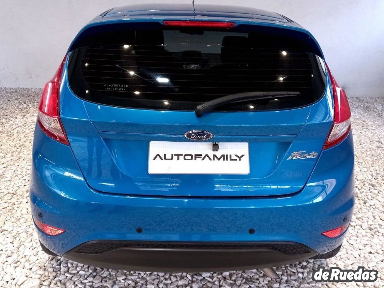 Ford Fiesta KD Usado en Córdoba, deRuedas