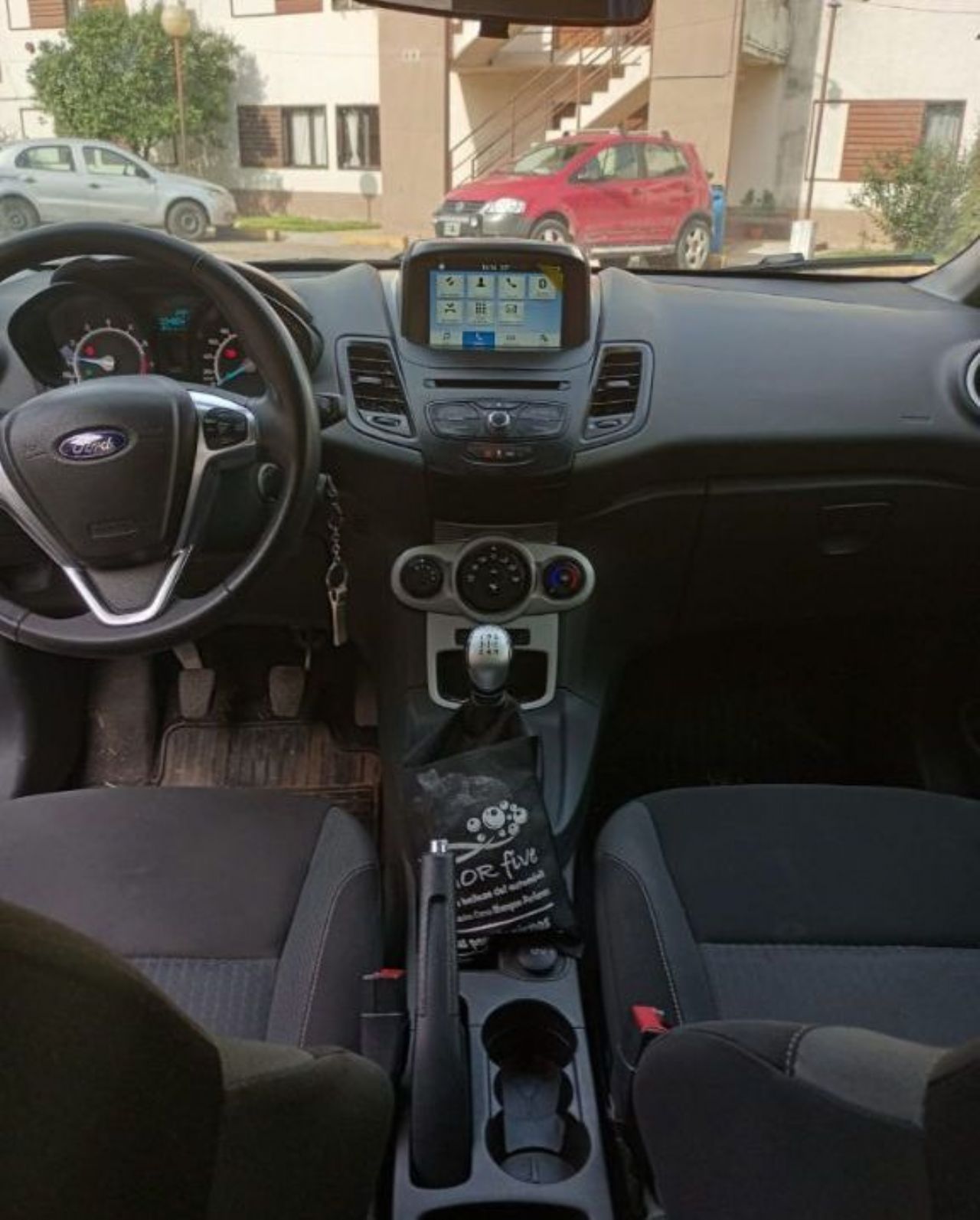Ford Fiesta KD Usado en Buenos Aires, deRuedas