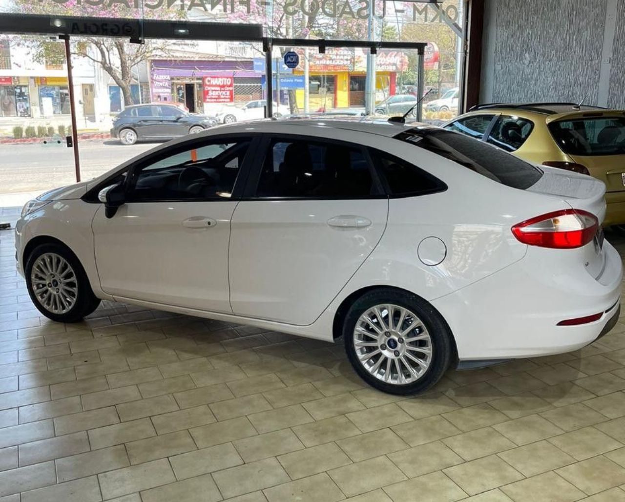 Ford Fiesta KD Usado Financiado en Córdoba, deRuedas