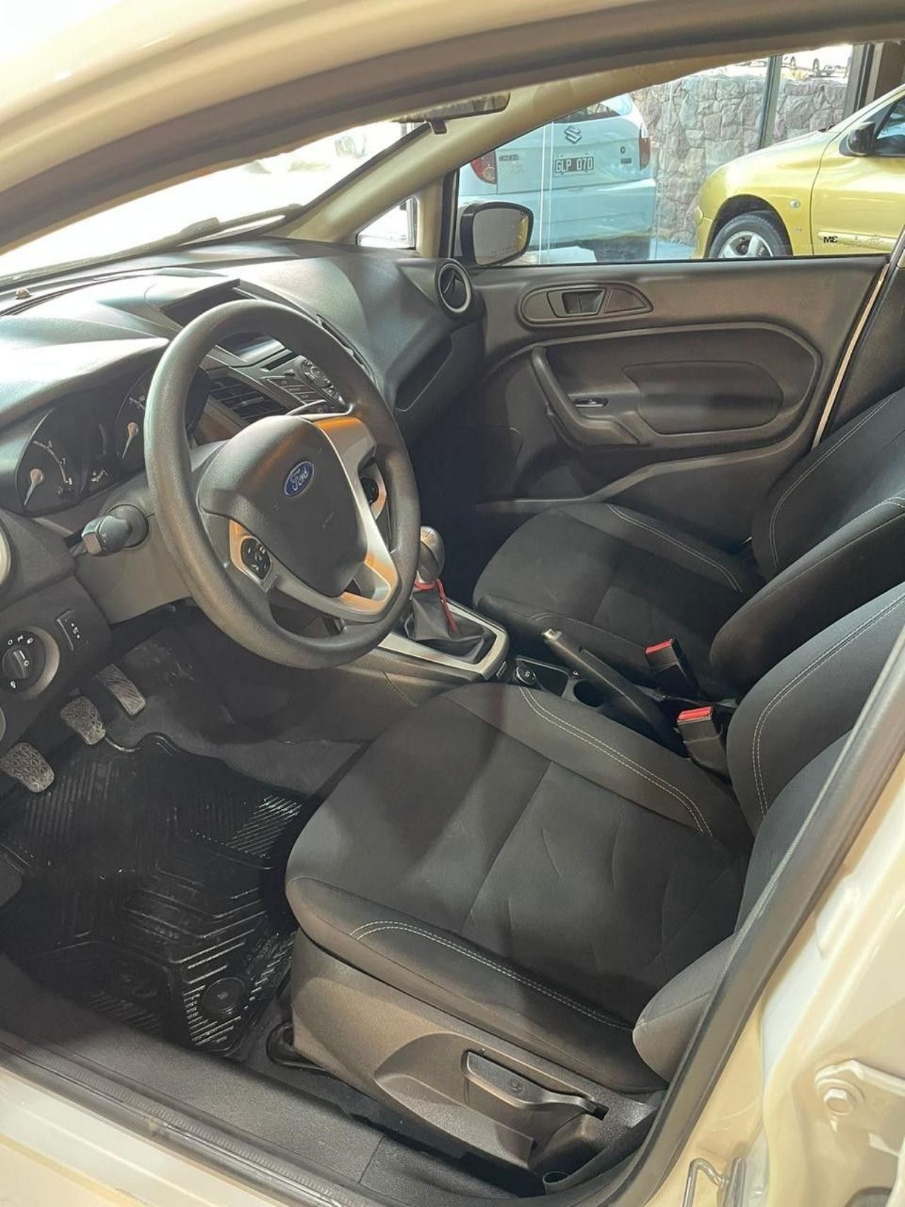 Ford Fiesta KD Usado Financiado en Córdoba, deRuedas