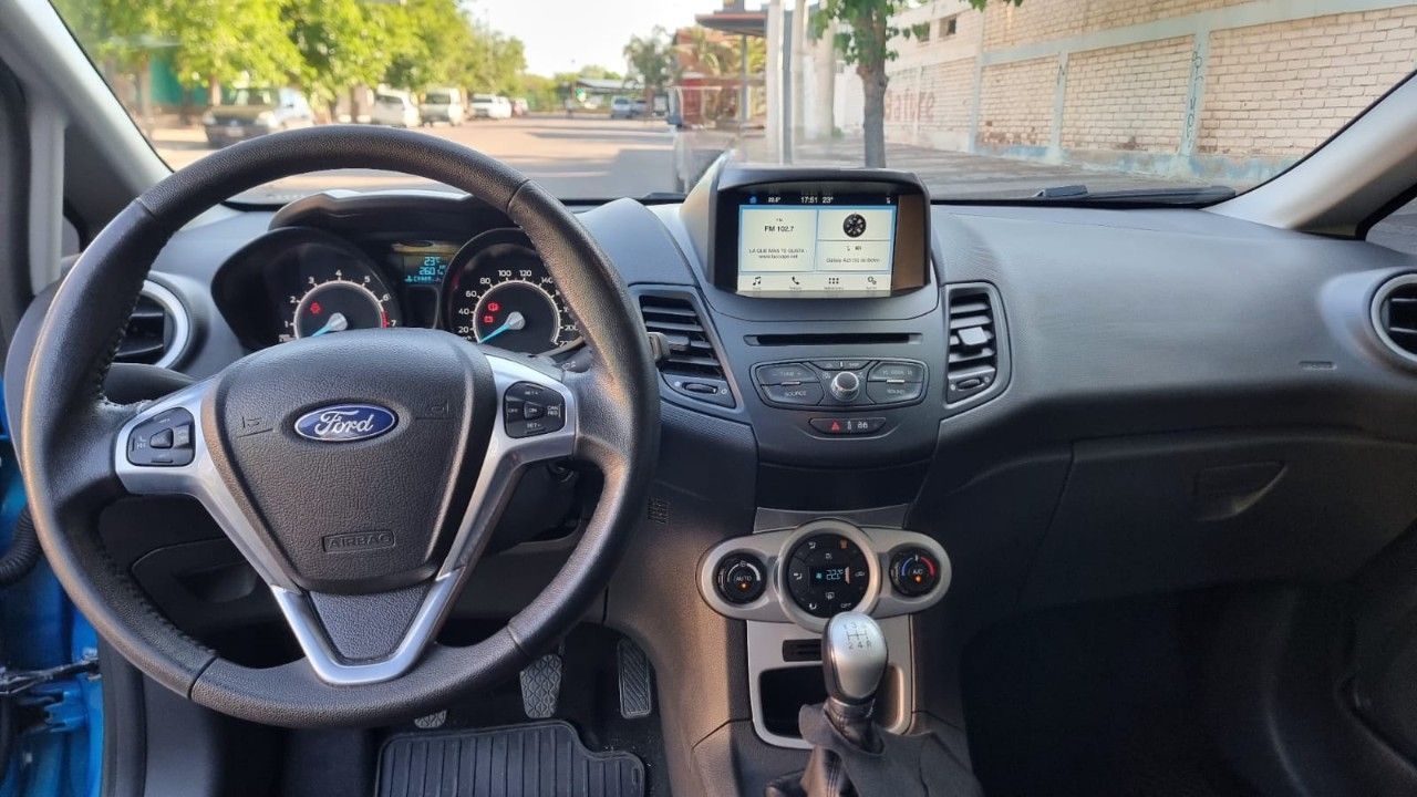 Ford Fiesta KD Usado en Mendoza, deRuedas