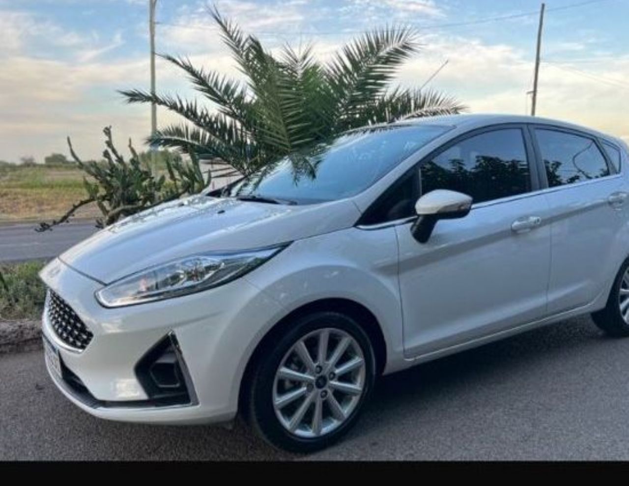 Ford Fiesta KD Usado en Mendoza, deRuedas