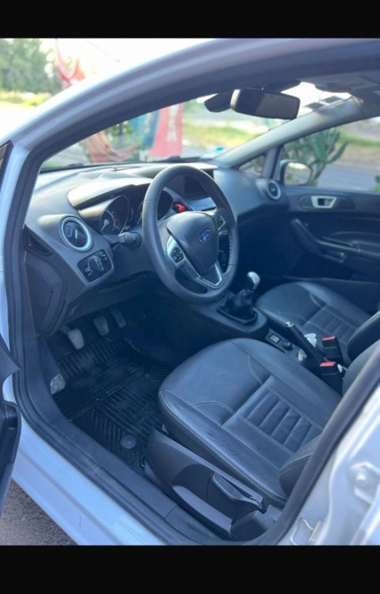 Ford Fiesta KD Usado en Mendoza, deRuedas