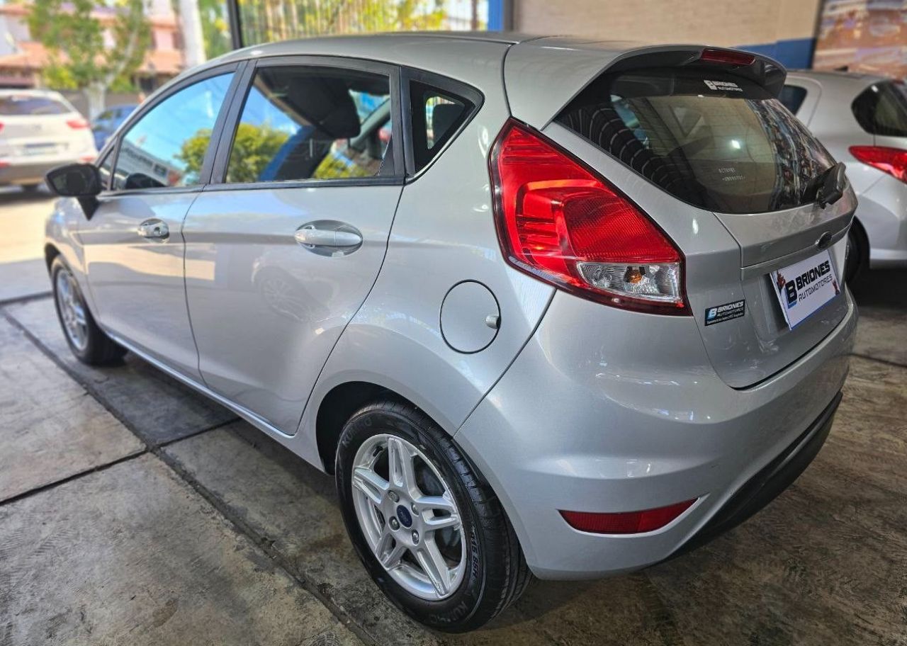 Ford Fiesta KD Usado en Mendoza, deRuedas