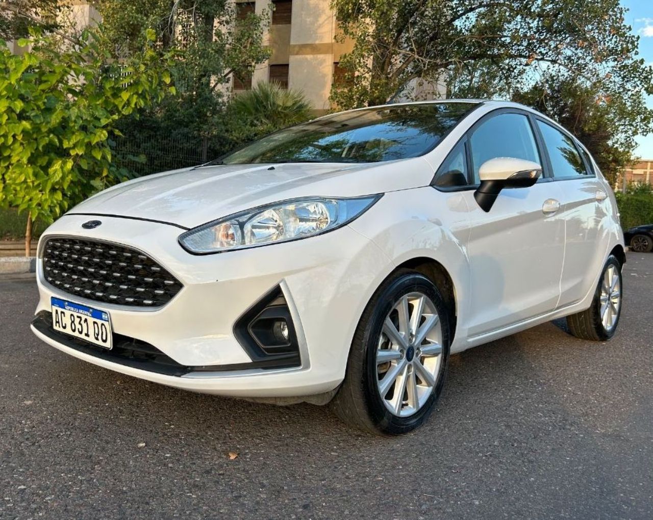 Ford Fiesta KD Usado Financiado en Mendoza, deRuedas