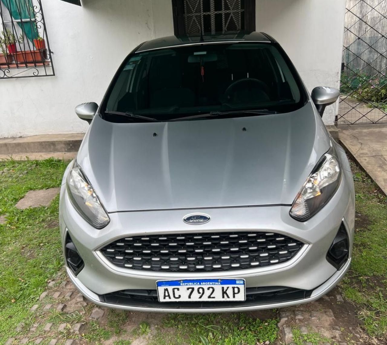 Ford Fiesta KD Usado en Buenos Aires, deRuedas