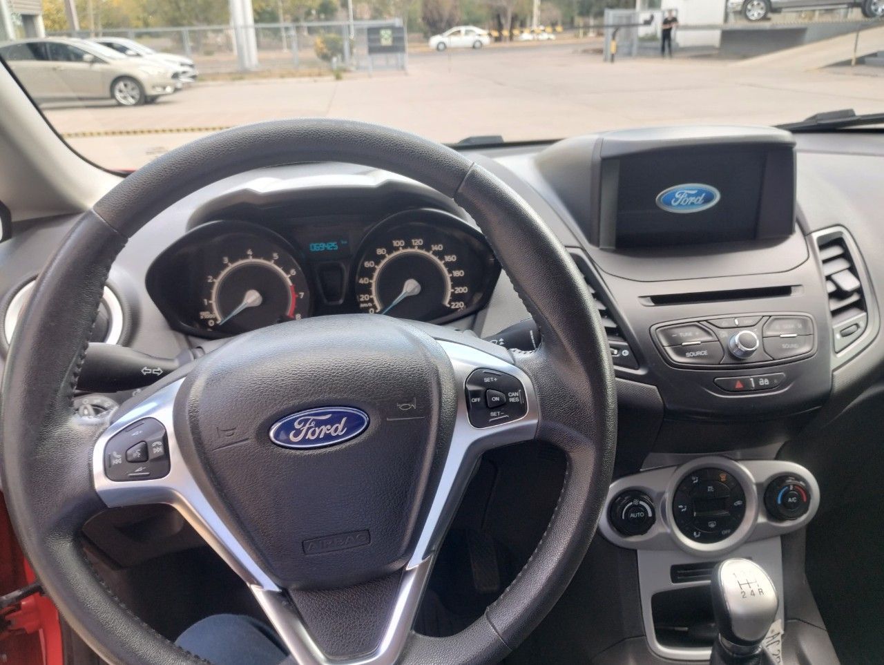 Ford Fiesta KD Usado en Mendoza, deRuedas