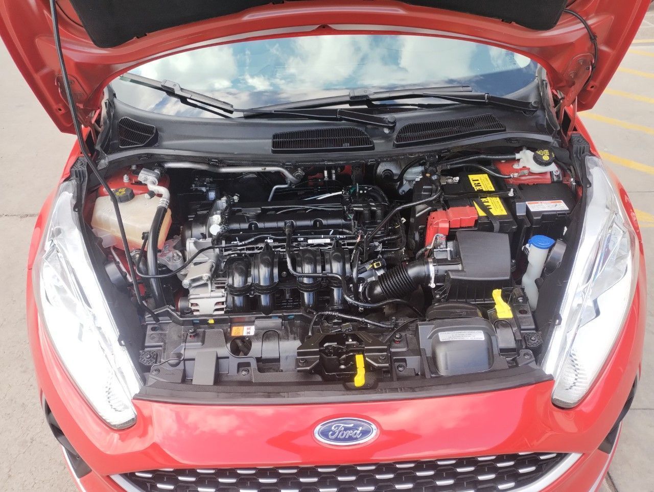 Ford Fiesta KD Usado en Mendoza, deRuedas