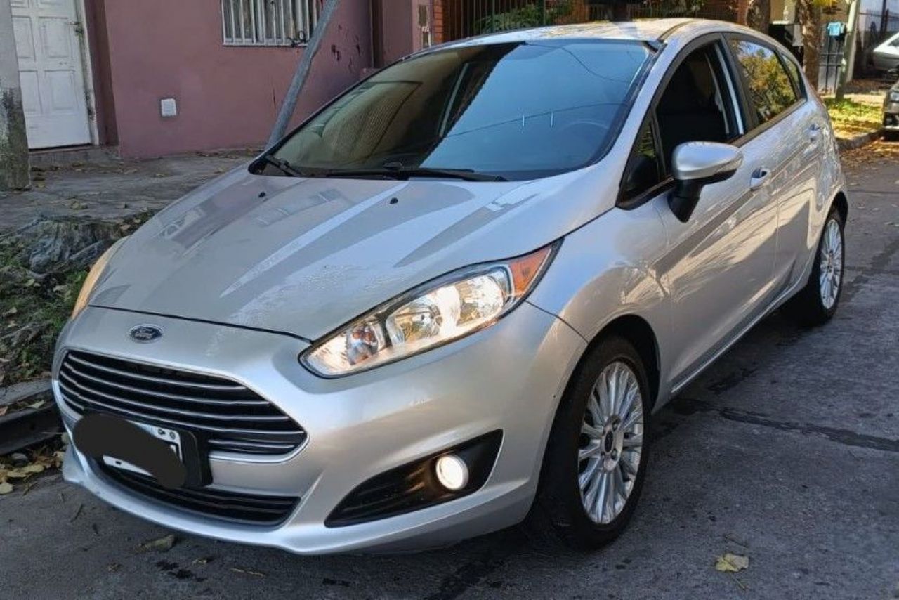 Ford Fiesta KD Usado en Buenos Aires, deRuedas