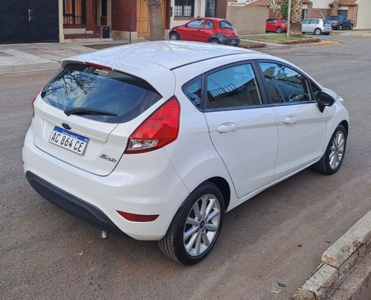 Ford Fiesta KD Usado en Mendoza, deRuedas
