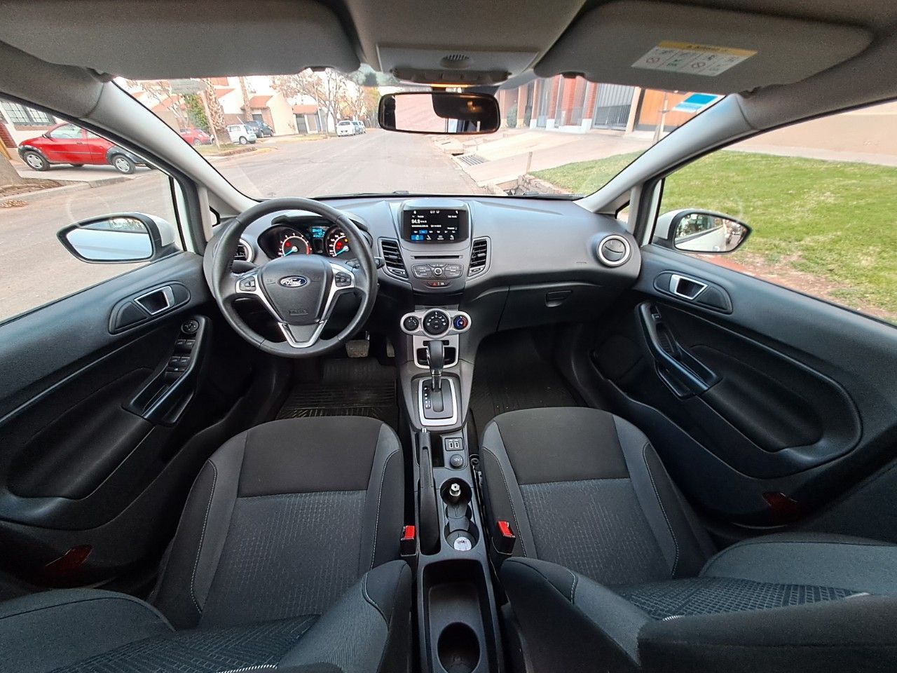 Ford Fiesta KD Usado en Mendoza, deRuedas