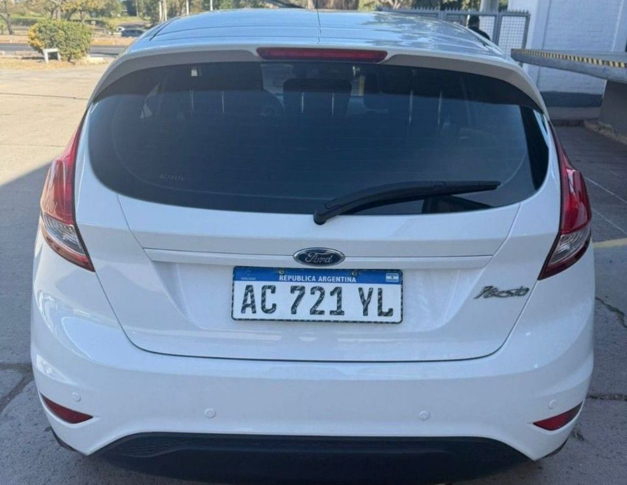 Ford Fiesta KD Usado en Mendoza, deRuedas
