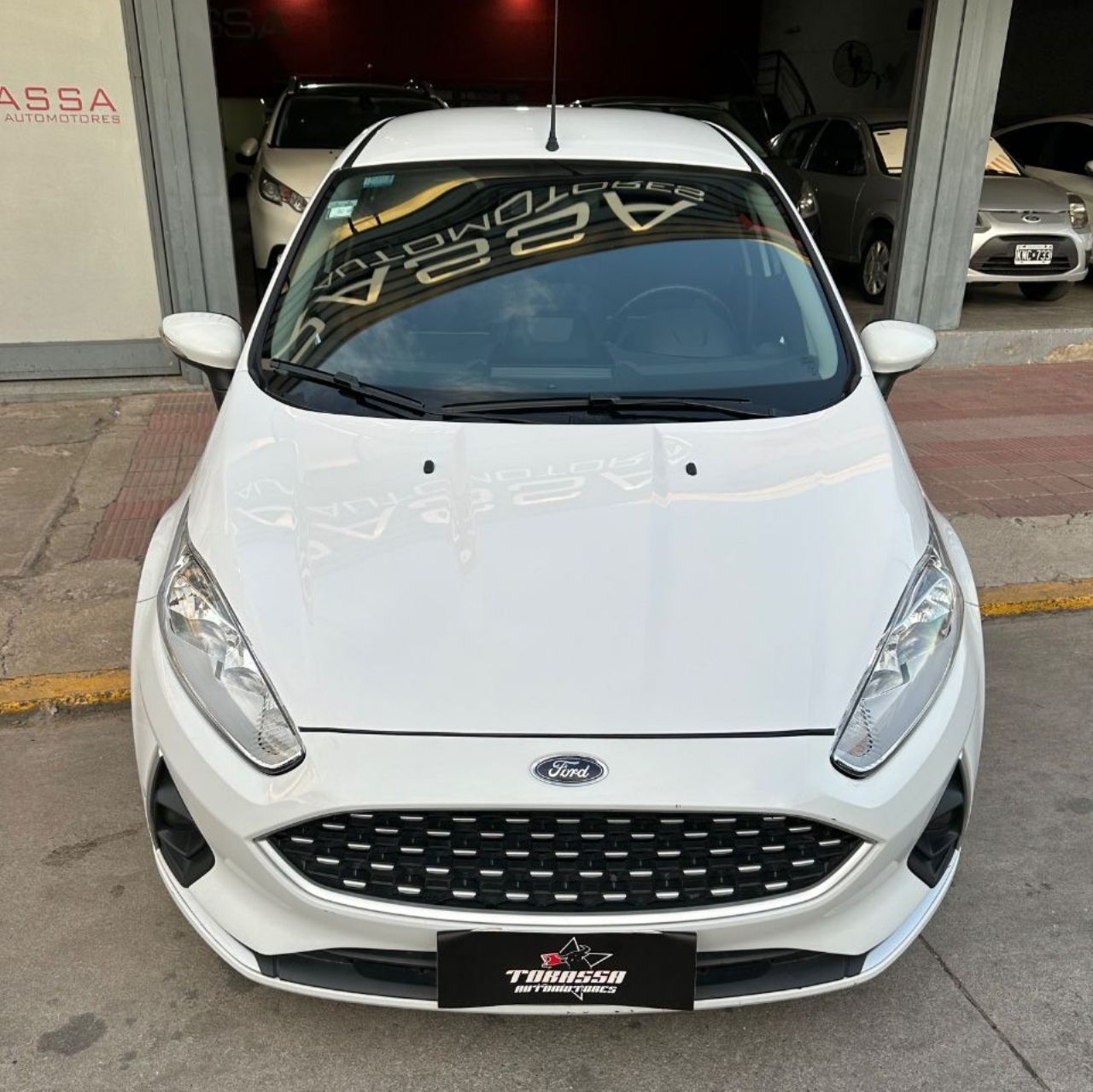 Ford Fiesta KD Usado en Córdoba, deRuedas