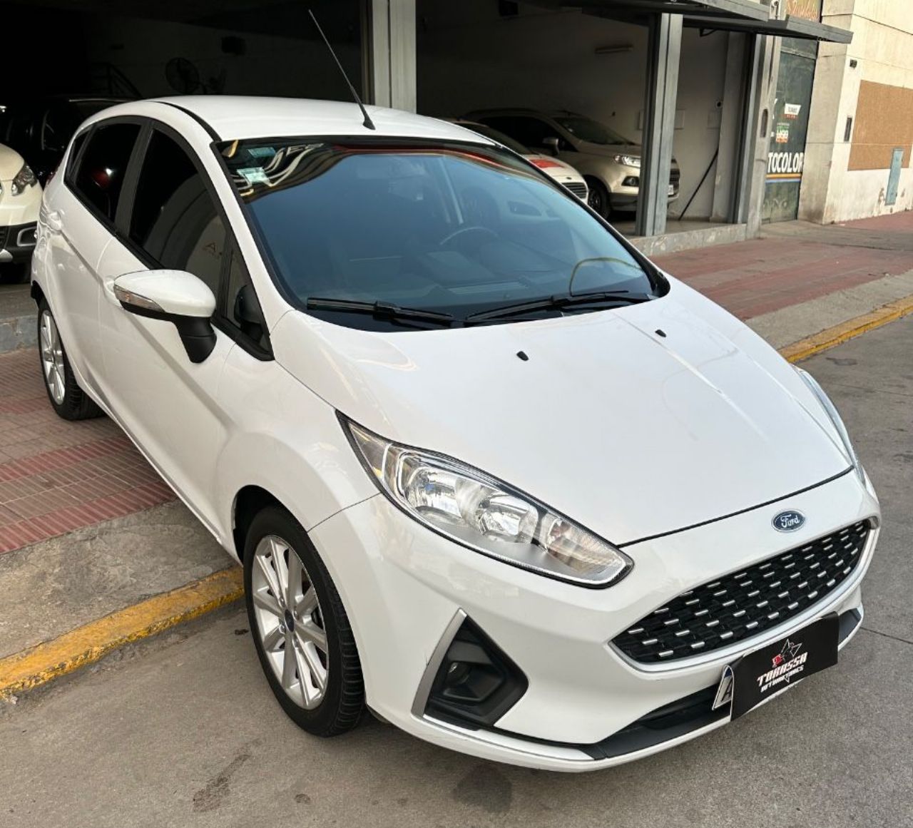 Ford Fiesta KD Usado en Córdoba, deRuedas