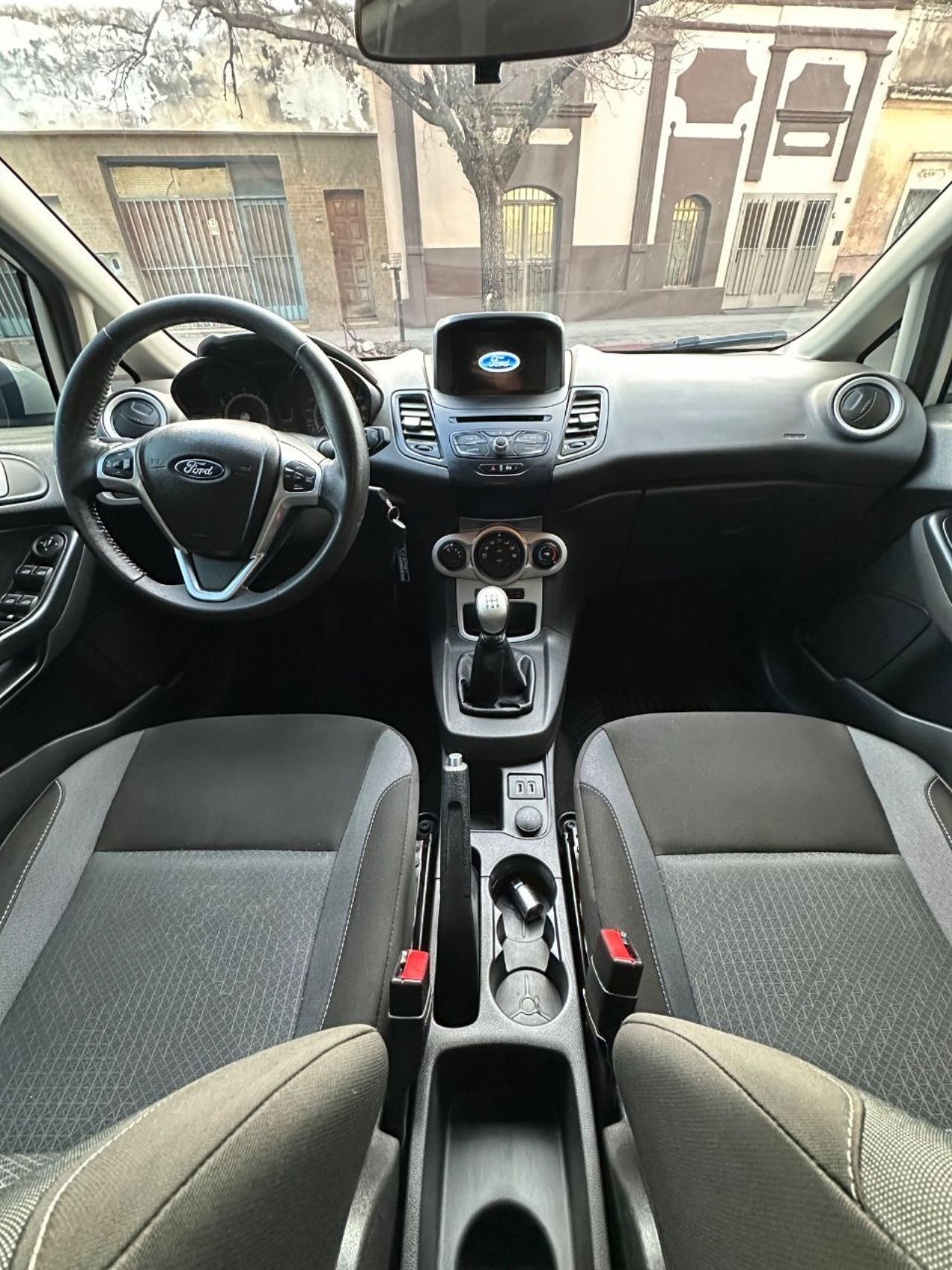 Ford Fiesta KD Usado en Córdoba, deRuedas
