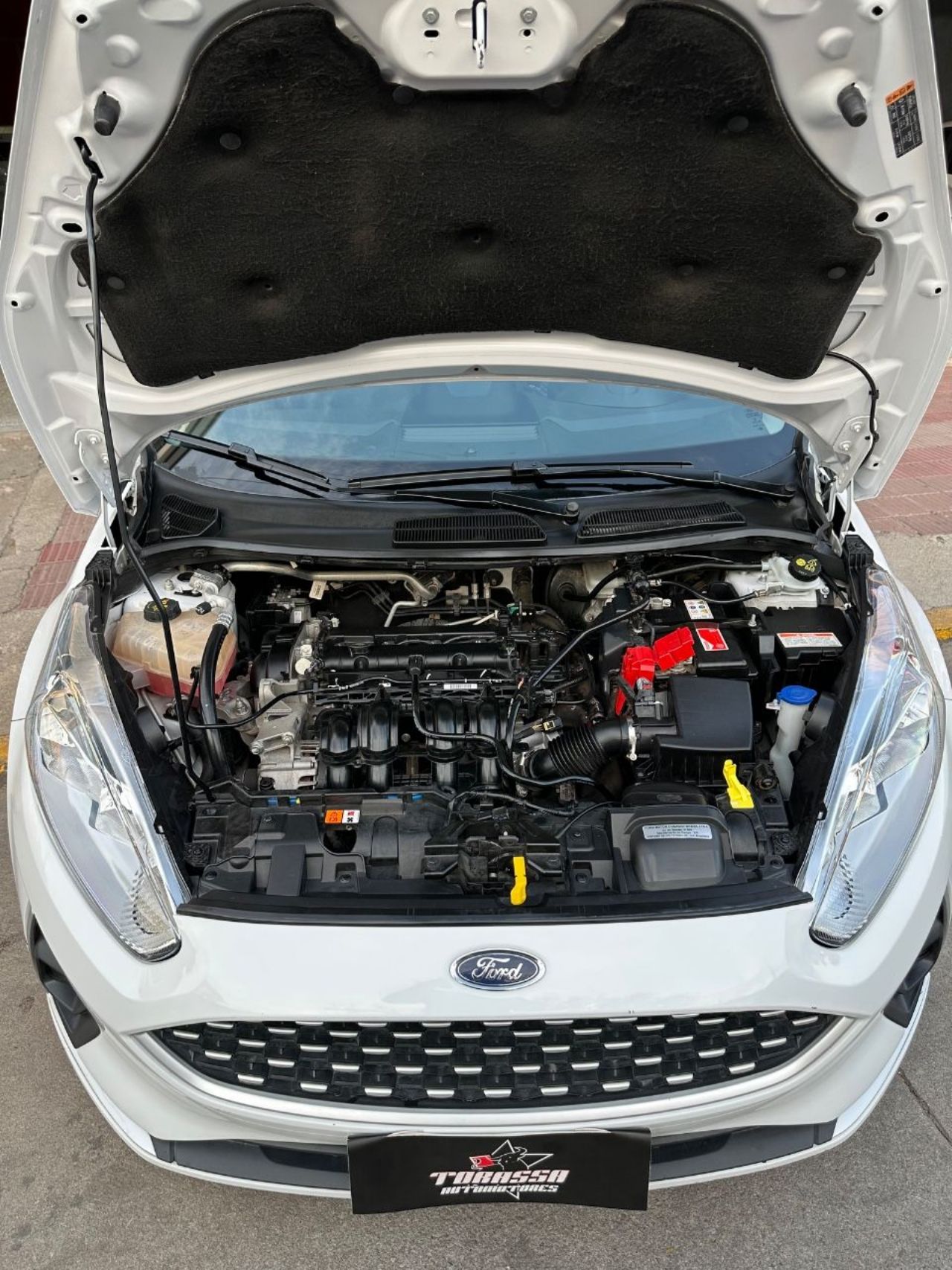 Ford Fiesta KD Usado en Córdoba, deRuedas