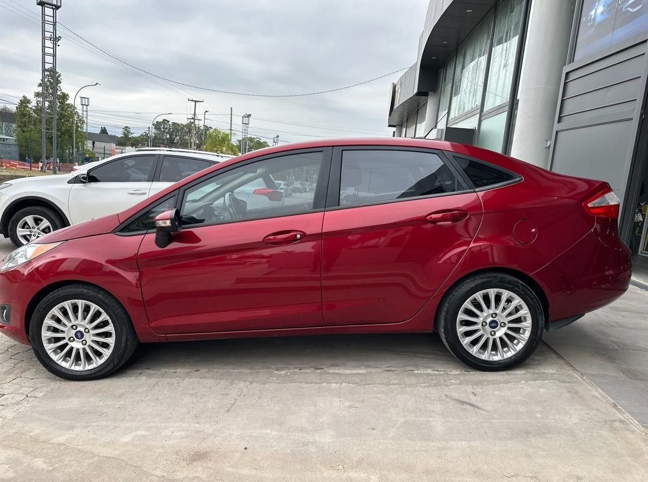 Ford Fiesta KD Usado Financiado en Córdoba, deRuedas