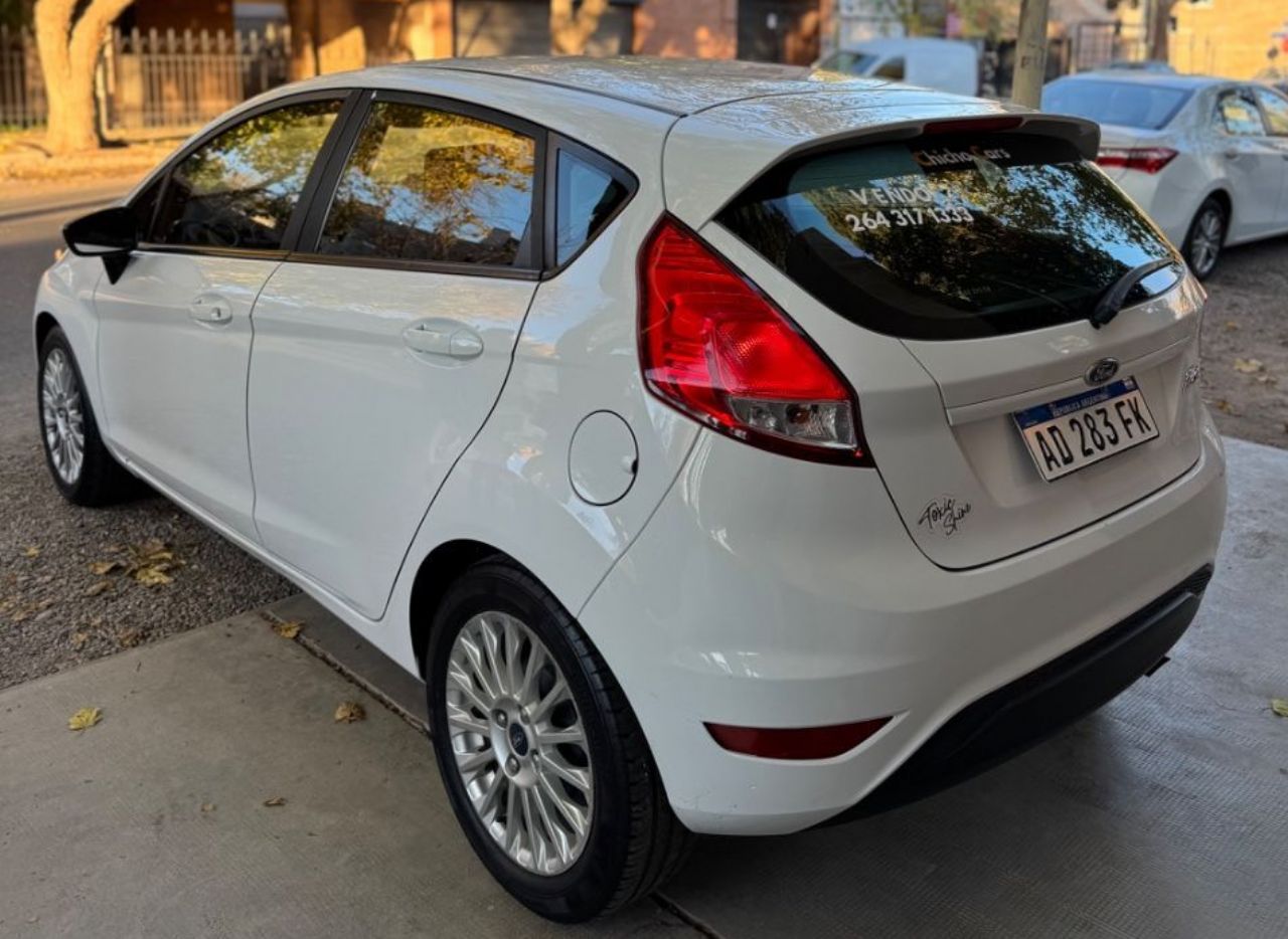 Ford Fiesta KD Usado Financiado en San Juan, deRuedas