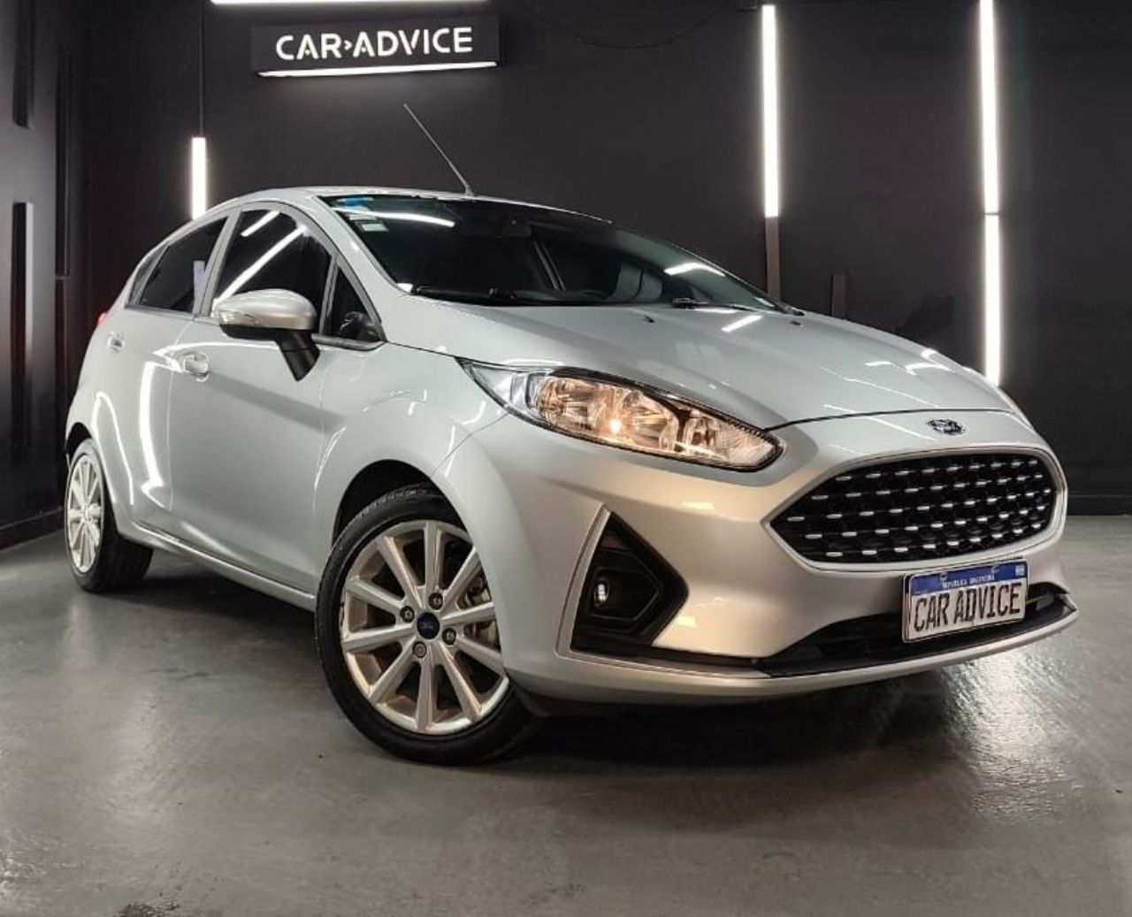 Ford Fiesta KD Usado en Córdoba, deRuedas