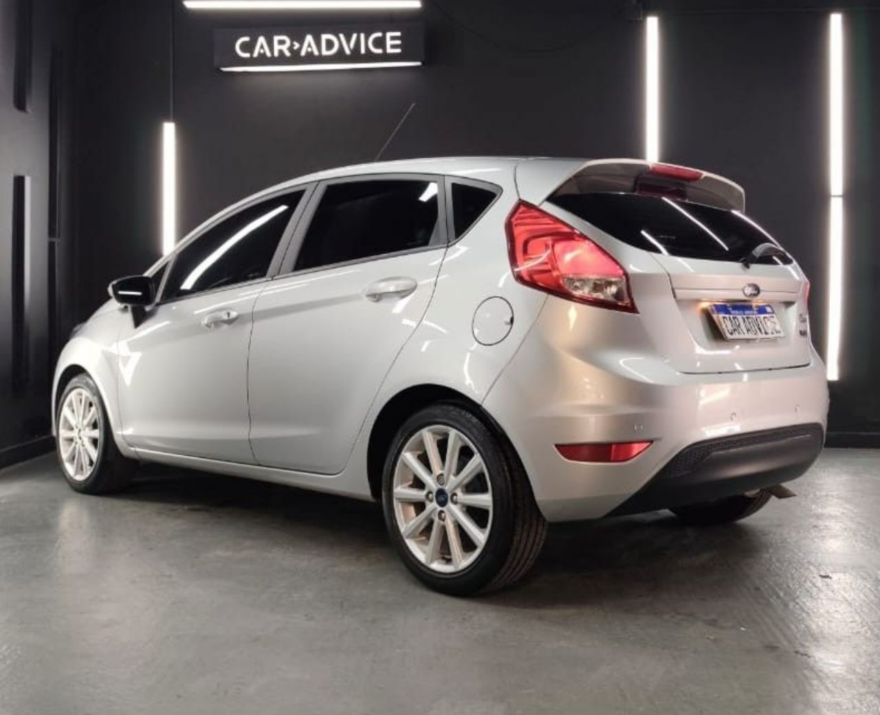 Ford Fiesta KD Usado en Córdoba, deRuedas