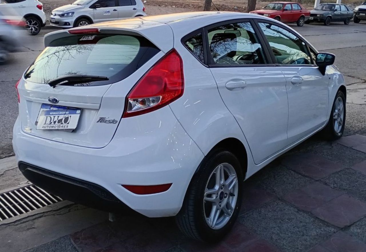 Ford Fiesta KD Usado Financiado en Mendoza, deRuedas