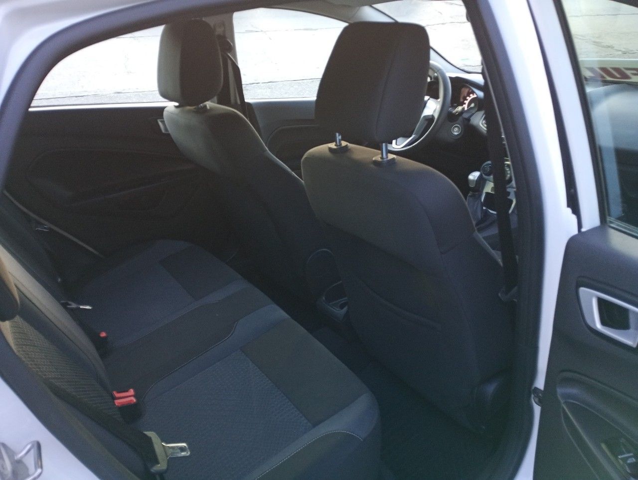 Ford Fiesta KD Usado Financiado en Mendoza, deRuedas