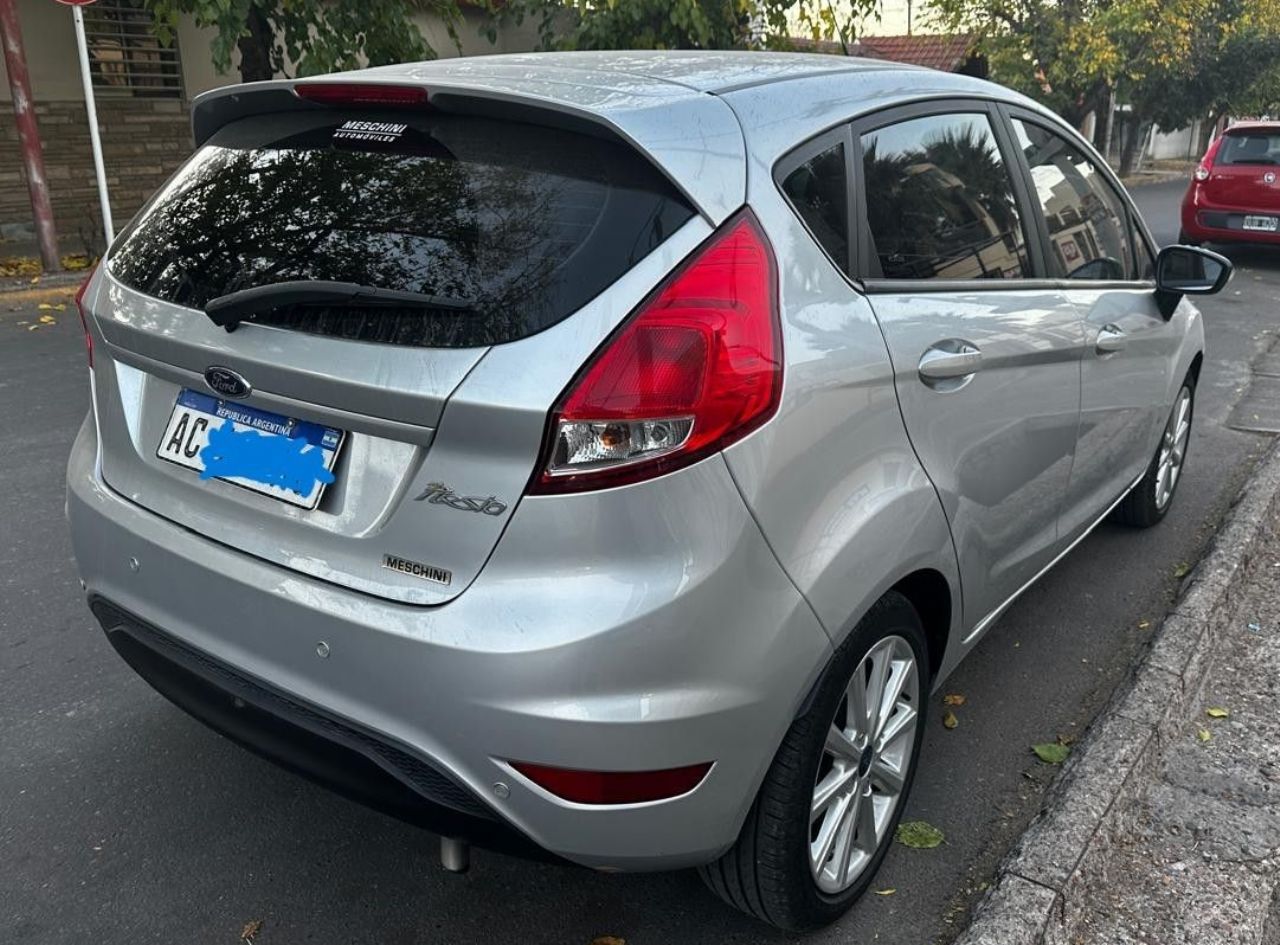 Ford Fiesta KD Usado en Mendoza, deRuedas