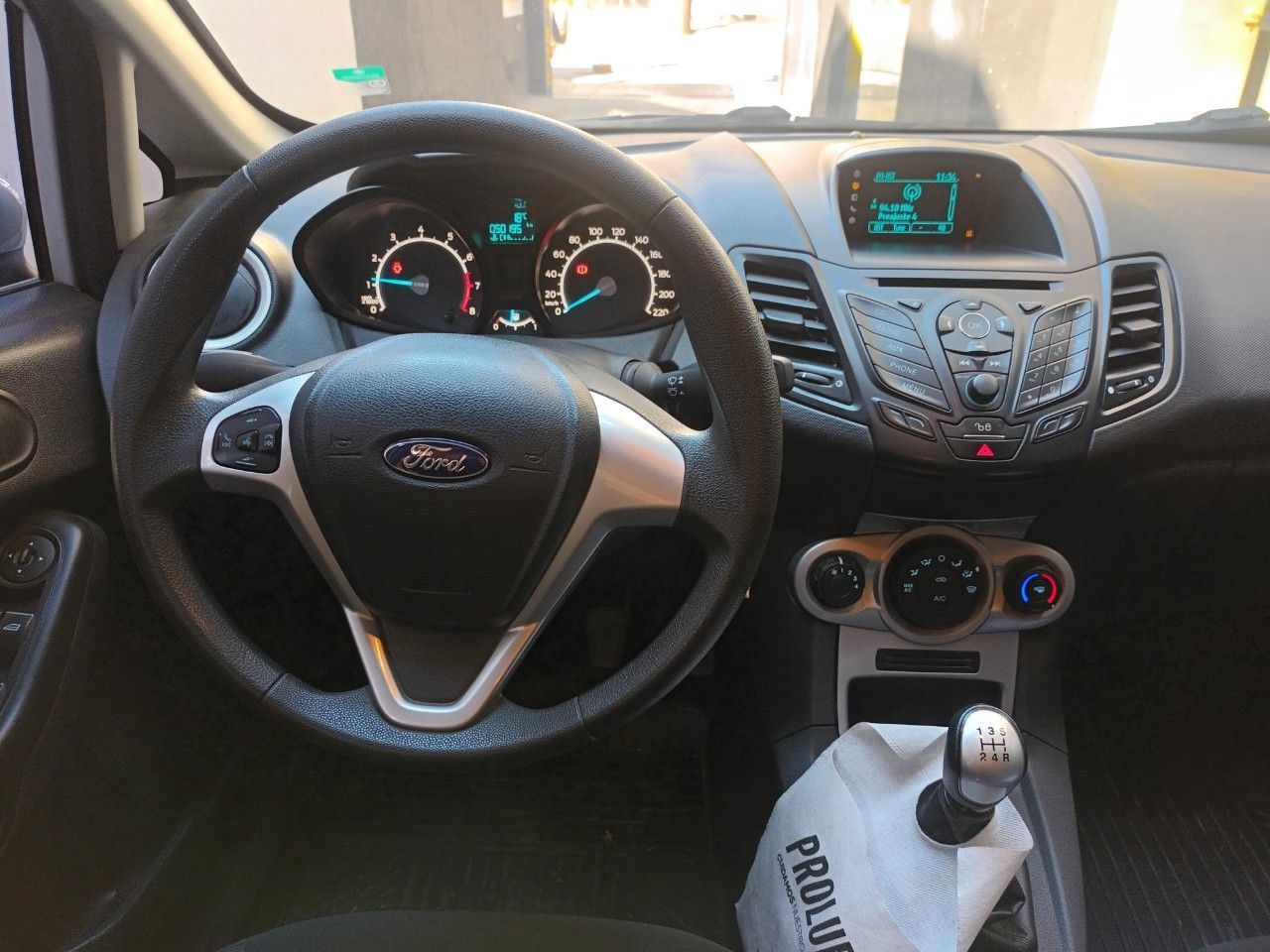 Ford Fiesta KD Usado Financiado en Mendoza, deRuedas