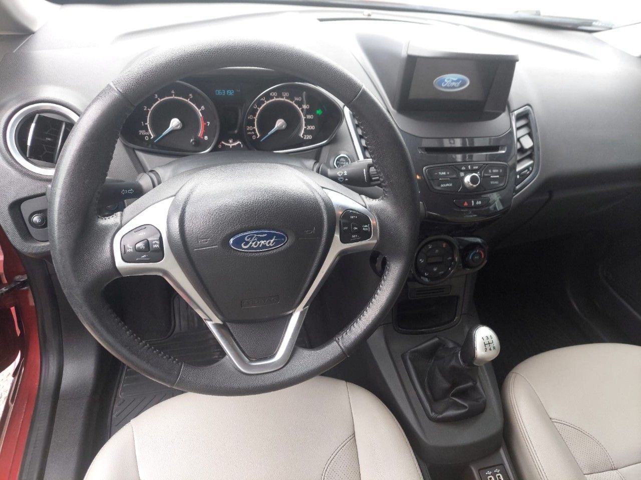 Ford Fiesta KD Usado en Mendoza, deRuedas