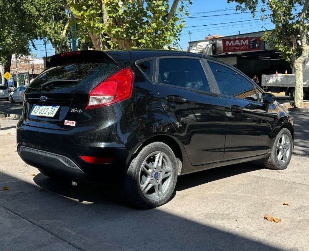 Ford Fiesta KD Usado en Mendoza, deRuedas