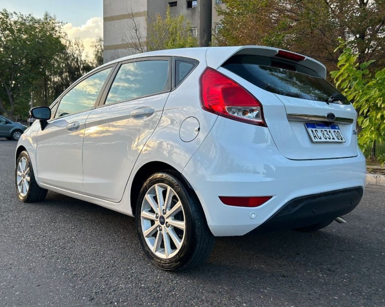 Ford Fiesta KD Usado Financiado en Mendoza, deRuedas