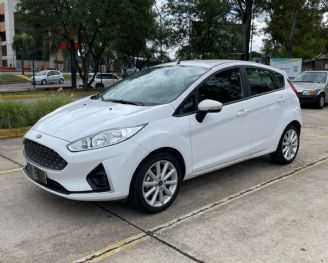 Ford Fiesta KD Usado en Córdoba Financiado