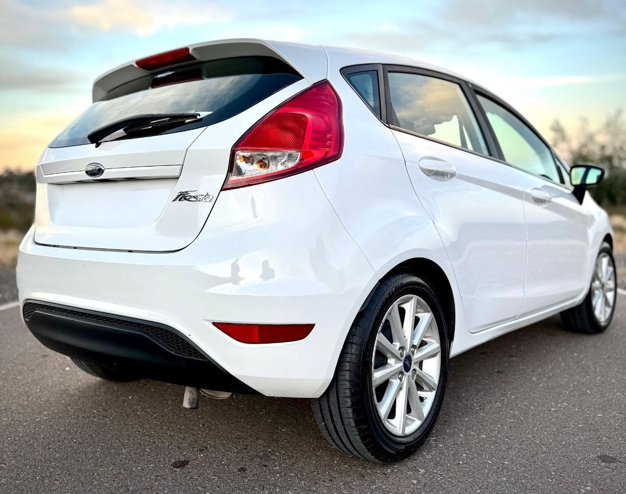 Ford Fiesta KD Usado en Mendoza, deRuedas