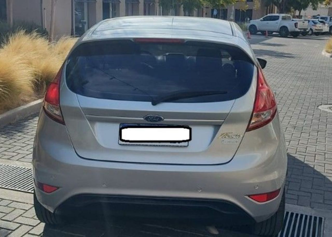 Ford Fiesta KD Usado en Mendoza, deRuedas