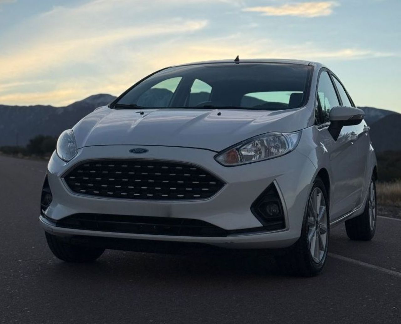 Ford Fiesta KD Usado Financiado en Mendoza, deRuedas