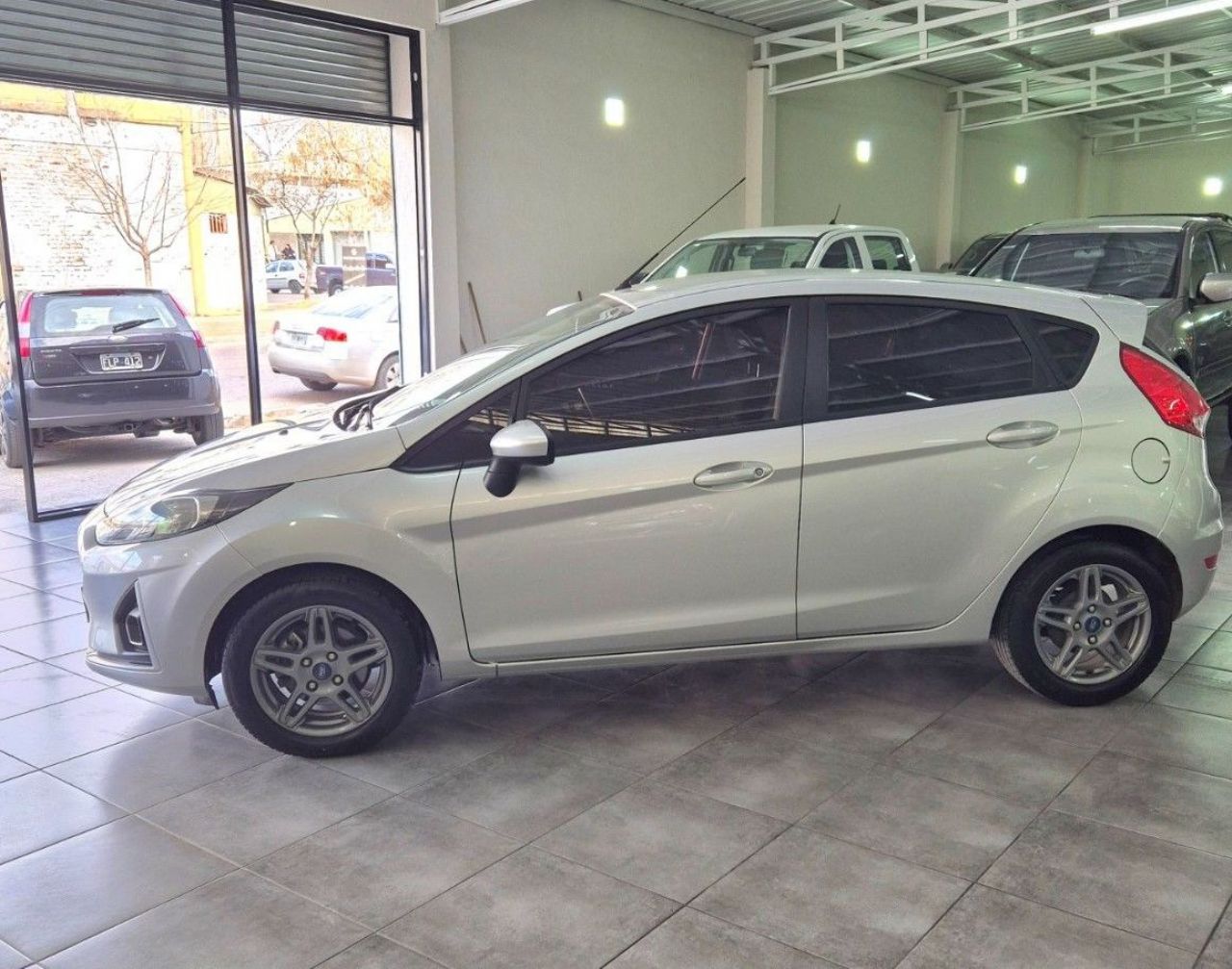Ford Fiesta KD Usado Financiado en Mendoza, deRuedas