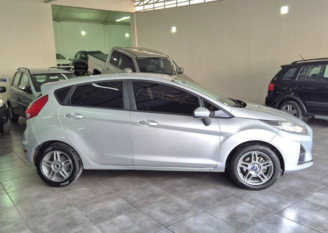 Ford Fiesta KD Usado Financiado en Mendoza, deRuedas