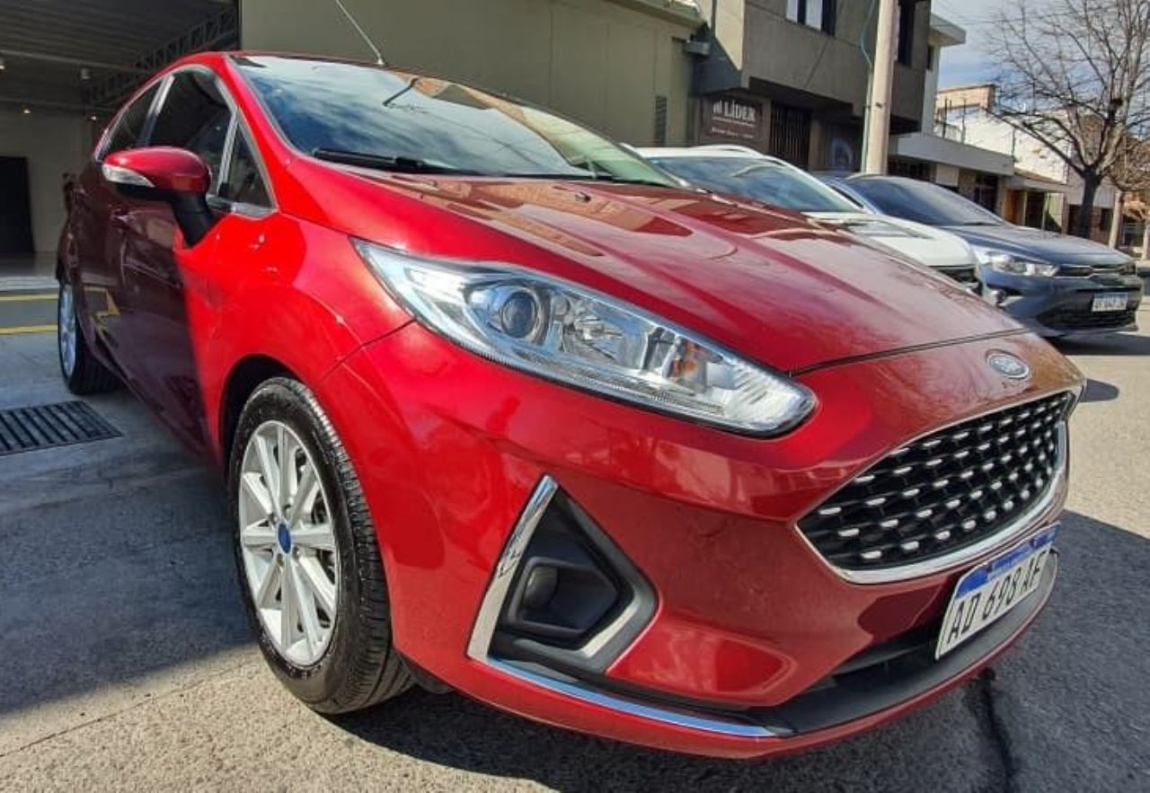 Ford Fiesta KD Usado en Mendoza, deRuedas
